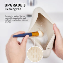 Detail of AGIKET magnetic closure on silicone brush holder