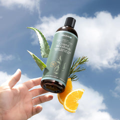 Aleavia Coastal Woodlands texture shot—creamy lather supports moisturized, balanced skin.