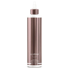 ALURAM High Shine bottle pour demonstrates easy application and mirror-like gloss.