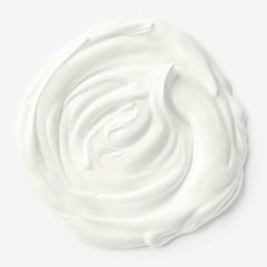 ANNEMARIE BÖRLIND LL REGENERATION cream texture closeup for quick absorption.