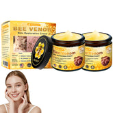 APKAPK Bee Venom Cream bottle close-up shows firming action for smoother skin.