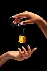 APRÉS Soft Gel Builder natural-nail overlay adds strength and durability