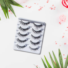 Ardell Invisiband close-up demonstrates undetectable wear for lightweight comfort.