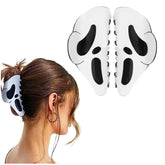 AUOCATTAIL Halloween ghost face claw clip close-up showing secure grip for thick hair during cosplay.