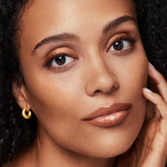 BareMinerals All-Over Face Color Bronzer Warmth brush-ready application supports seamless blending.