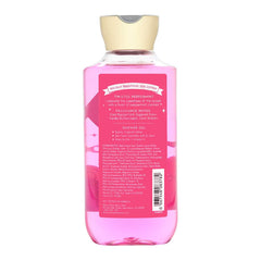 Bath & Body Works Twisted Peppermint Shower Gel pour captures the moment of refreshing lather.