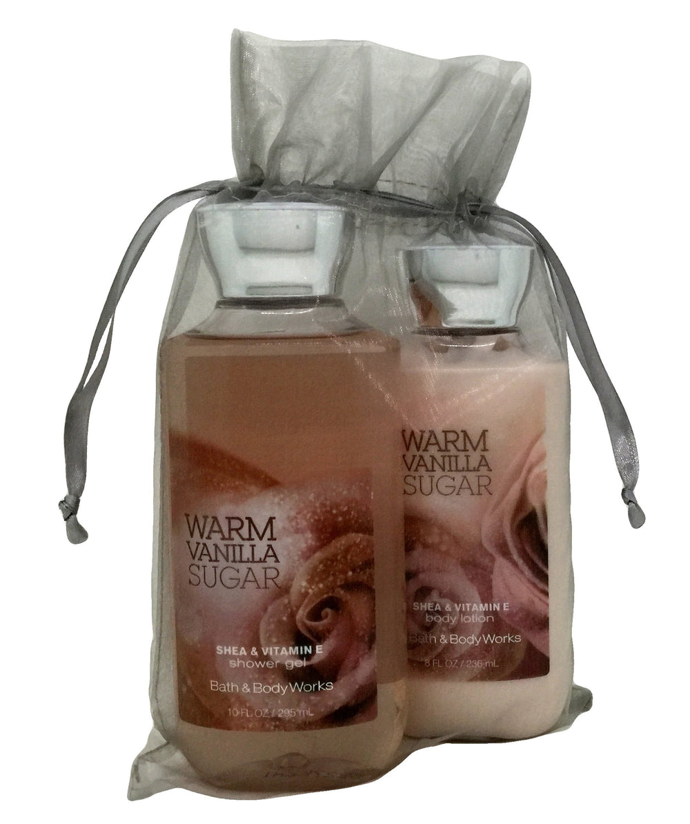 Bath & Body Works Warm Vanilla Sugar shower gel bottle for a creamy, comforting cleanse.