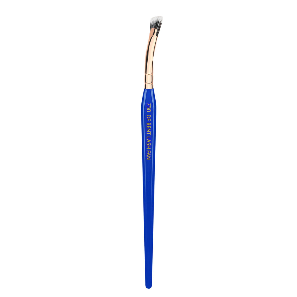 Bdellium Tools Golden Triangle 730 mascara fan with blue handle for precise lash application
