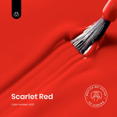 Beetles Christmas Red gel polish cap close-up shows rich color for precise application.