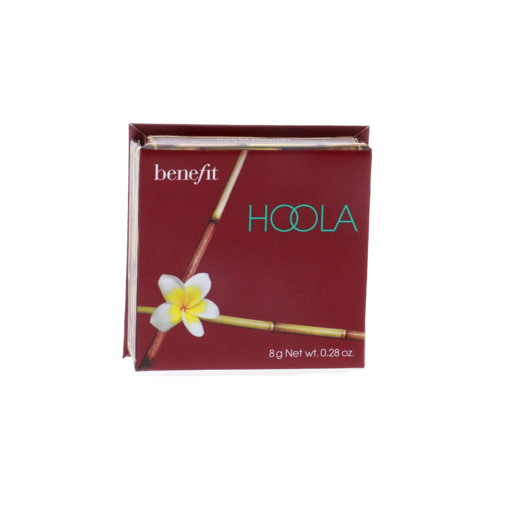 Benefit Hoola front packaging showing compact and matte bronzer, perfect for travel