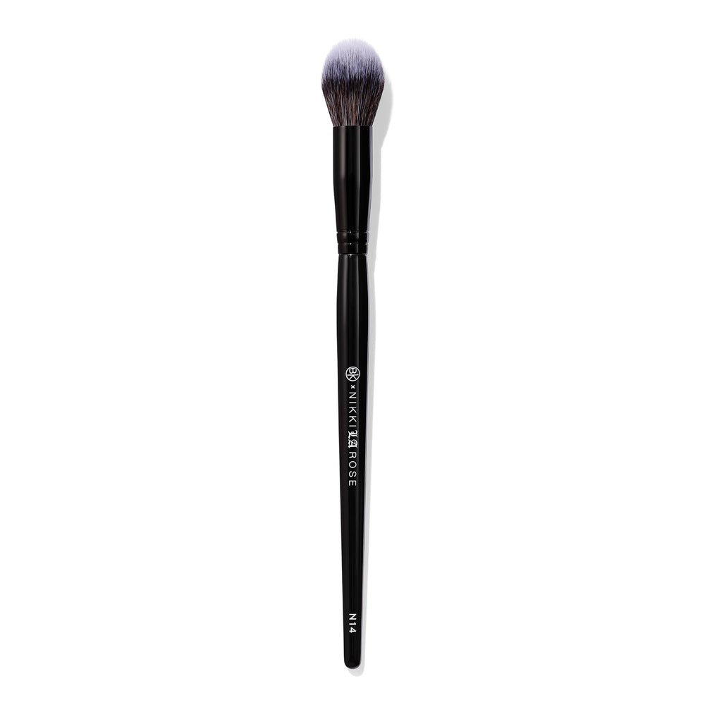 BK BEAUTY Nikki La Rose N14 under-eye blending brush for precise, gentle concealer application.