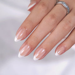 BTArtbox nails provide a salon-like manicure in minutes at home.