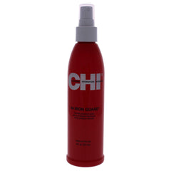 CHI 44 Iron Guard: acondiciona y sella la cutícula para un acabado suave.