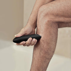 CLEVEB Body Hair Trimmer LED indicator shows battery status for planning grooming