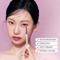CLIO Professional Sharp So Simple waterproof liner tip closeup for crisp lines.