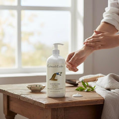 Crabtree & Evelyn Gardeners Body Lotion texture swatch shows a fast-absorbing, non-greasy finish.