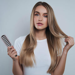 Cricket ball-tipped non-snag bristles red detangle gently on wet or dry hair.