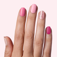 Dashing Diva Gloss prep-pads-5: oil-free nails for better adhesion.