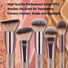 Daubigny powder brush large fluffy bristles for natural powder finish