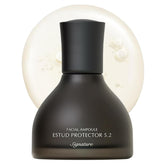 DEMAR 3 Signature ESTUD bottle closeup showing pore-minimizing serum for smoother skin.