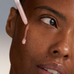 Dermalogica Liquid Peelfoliant packaging closeup highlights premium formula.