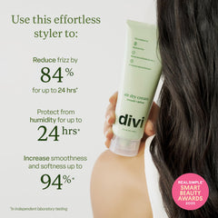 Divi Air Dry Styling Cream application on hair demonstrates even distribution for smoothness.
