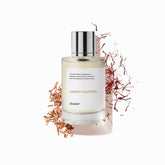 Dossier Ambery Saffron bottle close-up for everyday confidence and versatile fragrance