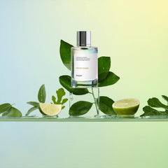 Dossier Woody Sage bottle angle highlights unisex design.