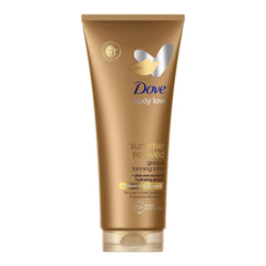 Dove Derma Spa Summer Revived bottle shows gradual tanning for a natural glow