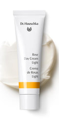 Dr. Hauschka Rose Day Cream Light rose flower close-up signals soothing ritual.