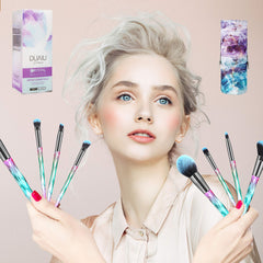 DUAIU starry gift box travel case keeps brushes organized on trips.