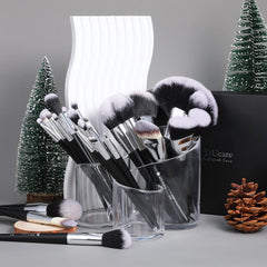 DUcare 32pc eye brushes for blending eyeshadows and precise liners.