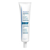 Ducray Kelual DS cream packshot shows a soothing skincare solution for sensitive skin.