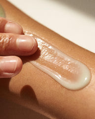 DUNE SUNCARE The Bod Guard 40-minute water resistance in action