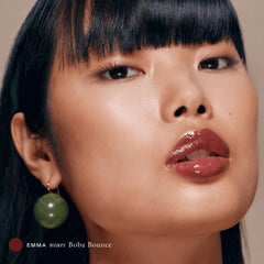 EADEM Le Chouchou lip gloss close-up shows high-shine, non-sticky finish
