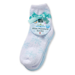 Earth Therapeutics Thera-Soft socks, baby blue packfront, promoting overnight moisture and plush comfort.