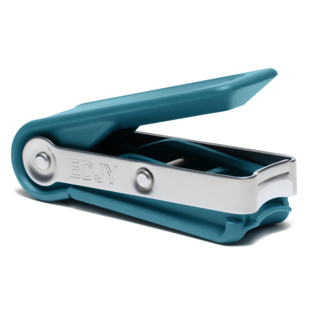 EDJY Fingernail Cutter box front displays durable blue finish for daily grooming