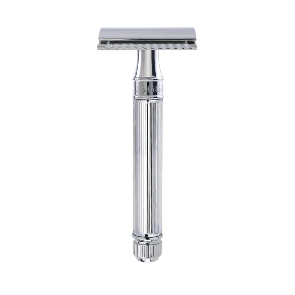 Edwin Jagger DE89LBLAMZ razor head close-up showing precise control for a smooth shave.