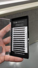 EMILYSTORES black semi-dull lashes provide subtle definition under lashes.