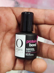 Extravaganza Nails protein bond primer 10ml application on nail ready for gel or polish.