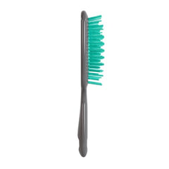FHI Heat UNbrush Aurora bristles close-up reducing snagging during styling