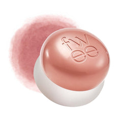 fwee Blurry Pudding Pot closeup shows airbrushed blush and lip with natural softness.