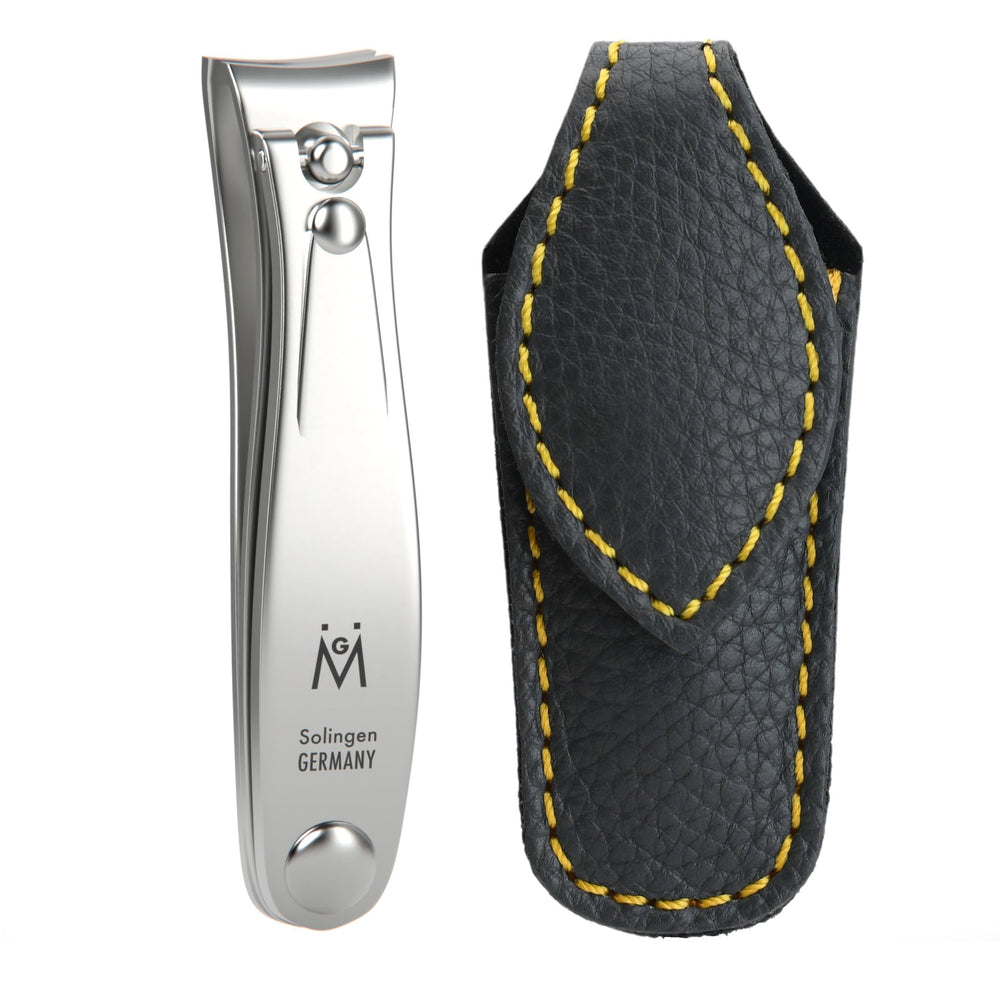 GERMANIKURE professional large nail clipper 8cm with precise 9 mm jaw for clean trims.
