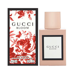Gucci Bloom EDP 30ml bottle close-up for daily floral elegance.