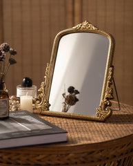 HSDDHOME antique gold finish wood frame adds timeless elegance to rooms.