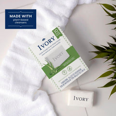 Ivory Jabon en barra Aloe, lavado suave para manos.