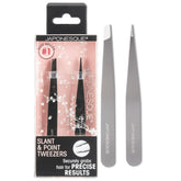 JAPONESQUE slant-tweezers close-up for precise brow shaping and clean extraction