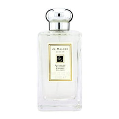 Jo Malone Nectarine Blossom & Honey close-up packaging highlights premium design for gifting.