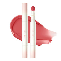 Judydoll matte lip cream swatch shows rich velvet color for all-day wear