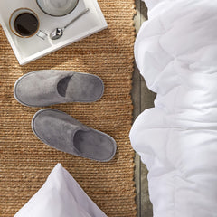 Juvale individually wrapped guest slippers ensuring hygiene and easy distribution